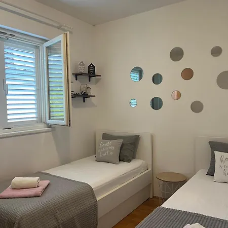 Daire Apartman B&B Makarska